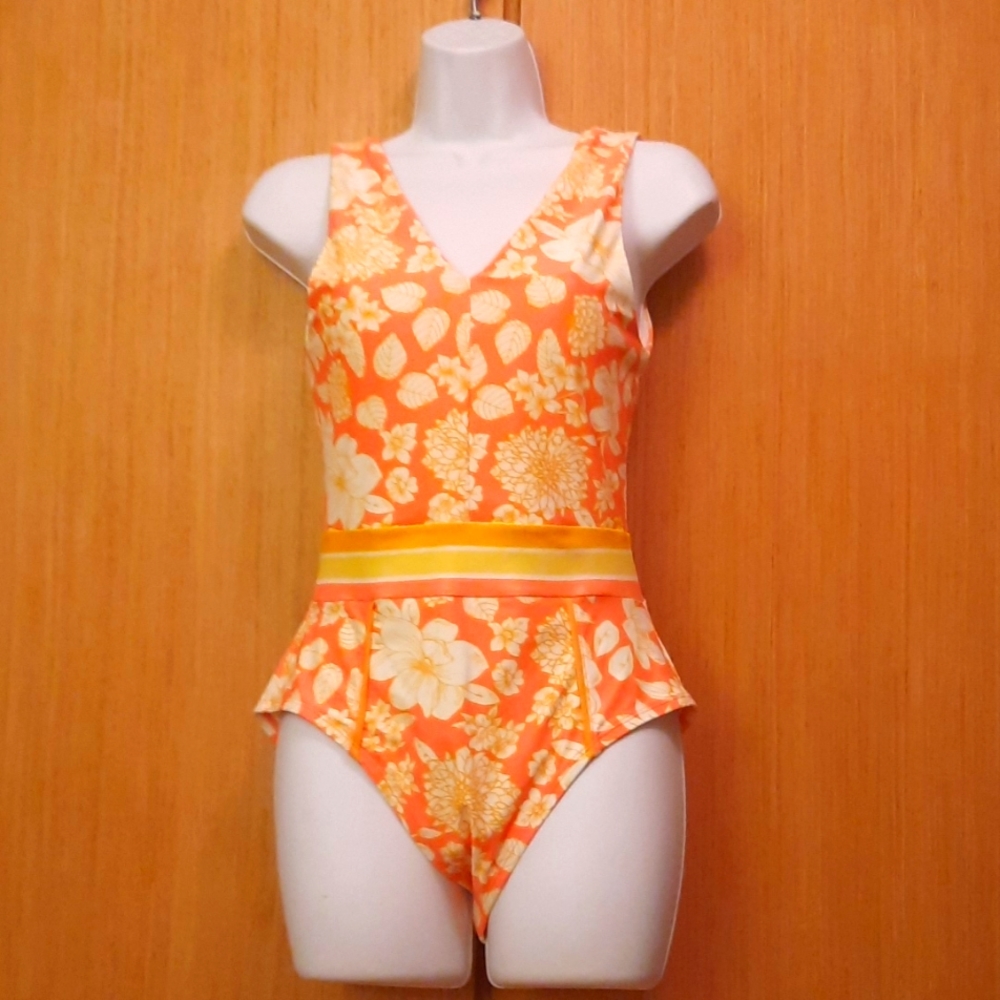 NWOT Matilda Jane SZ S Orange One PC. Bathing Suit.